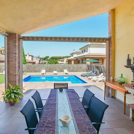 Holiday home Casa Cerca De La Playa Vidreres